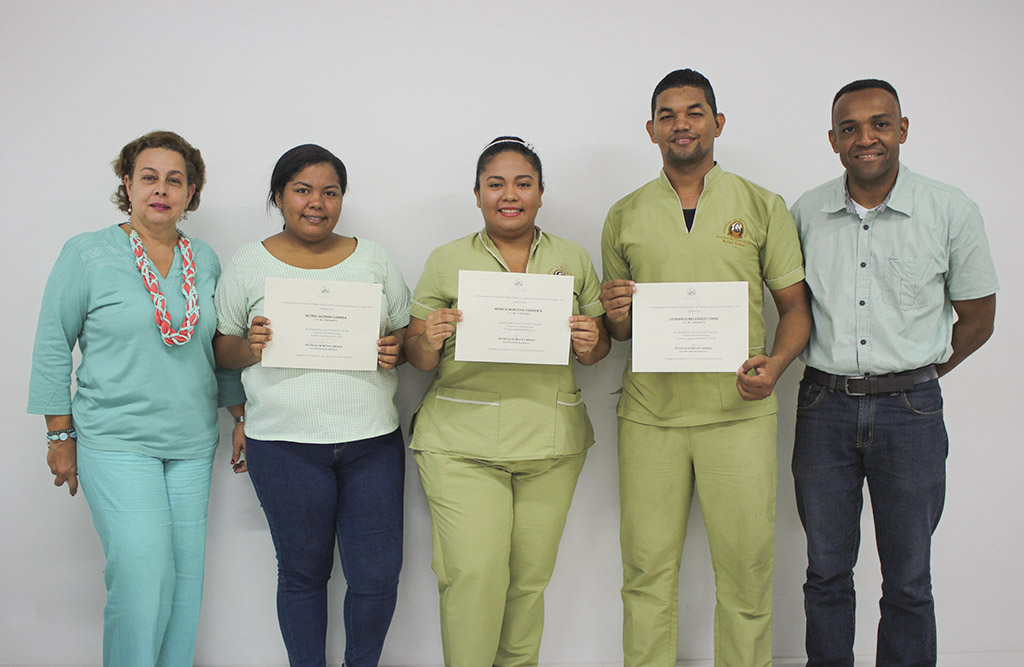 Estudiantes tutores Bacteriología